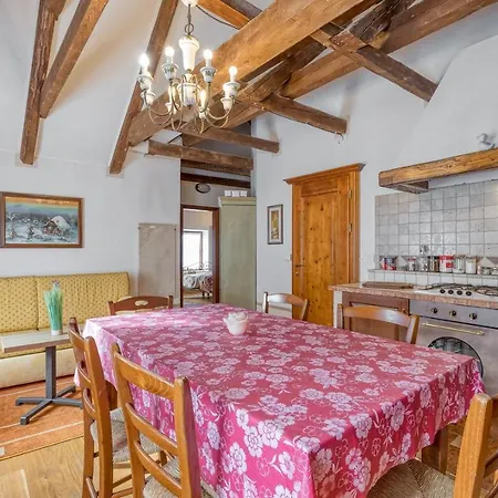 Viktor Guest house *
